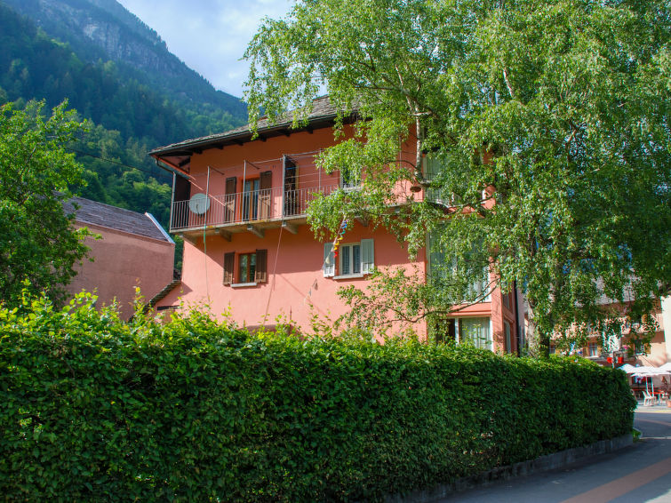 Casa in Piazza et verdure